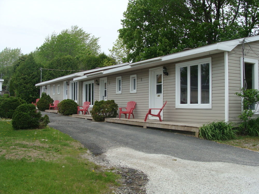 L'Auberge Du Lac Champlain, Chalet Et Spa Venise-en-Québec Kültér fotó